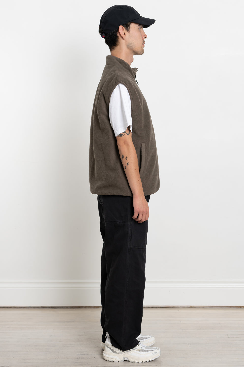 Gramicci Japan FW23 Men's Collection Reversible Fleece Vest Taupe Calculus Victoria BC Canada