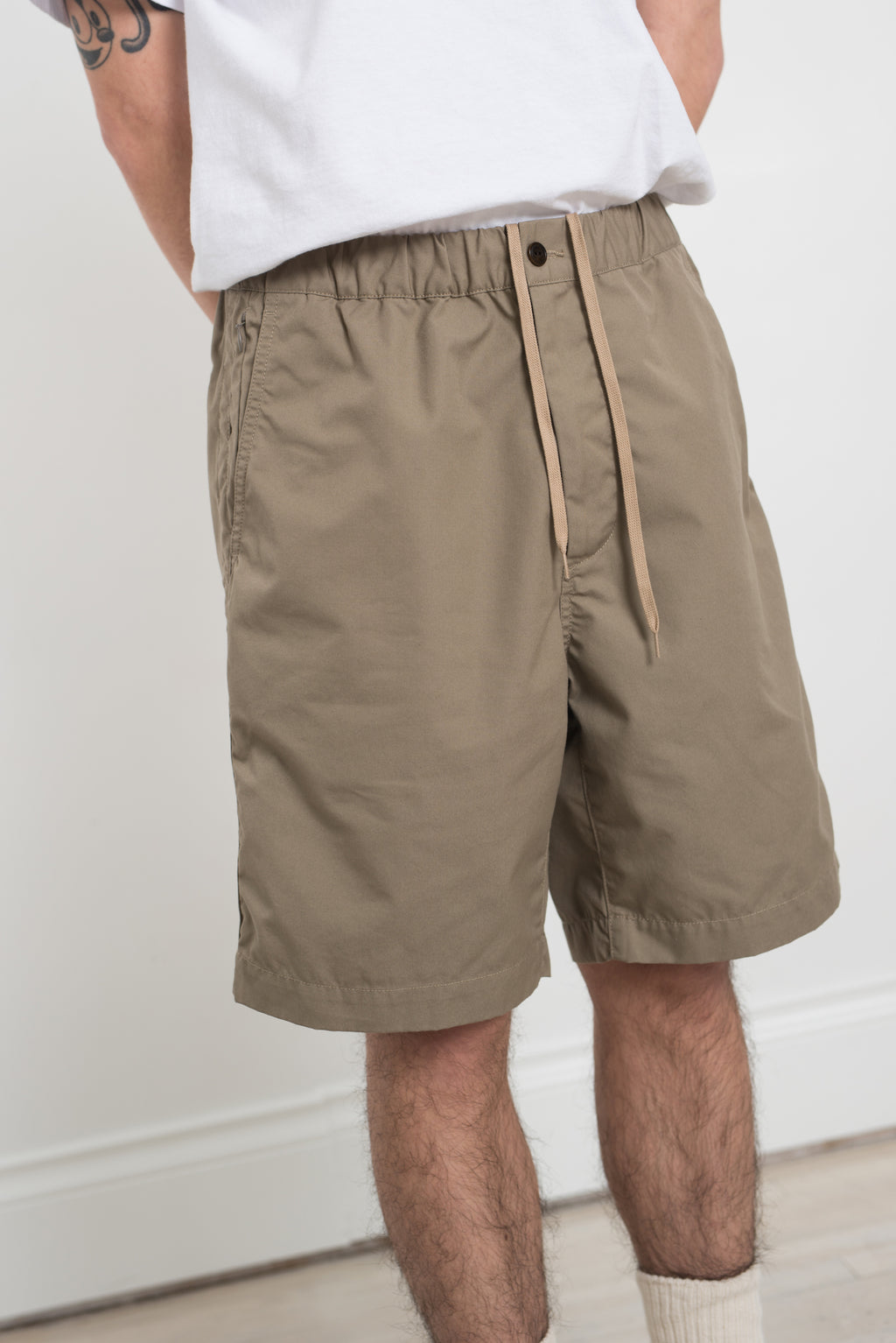 QUEST SHORT 40 Taupe
