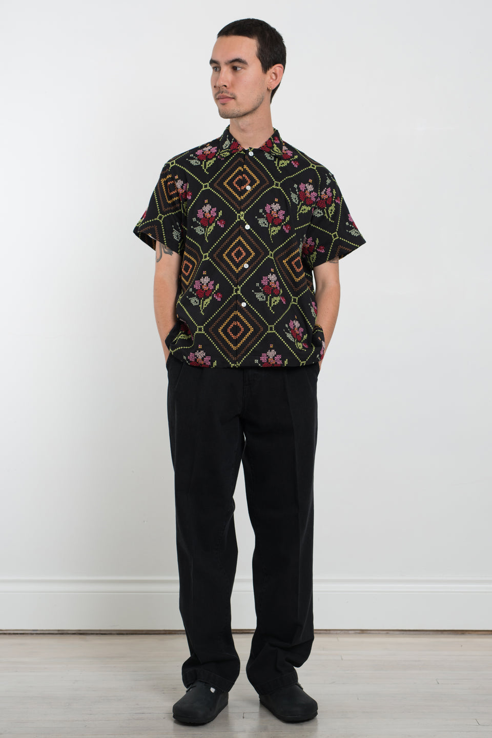 Bode New York PF22 Needlepoint Begonia SS Shirt Black Multi Calculus Victoria BC Canada